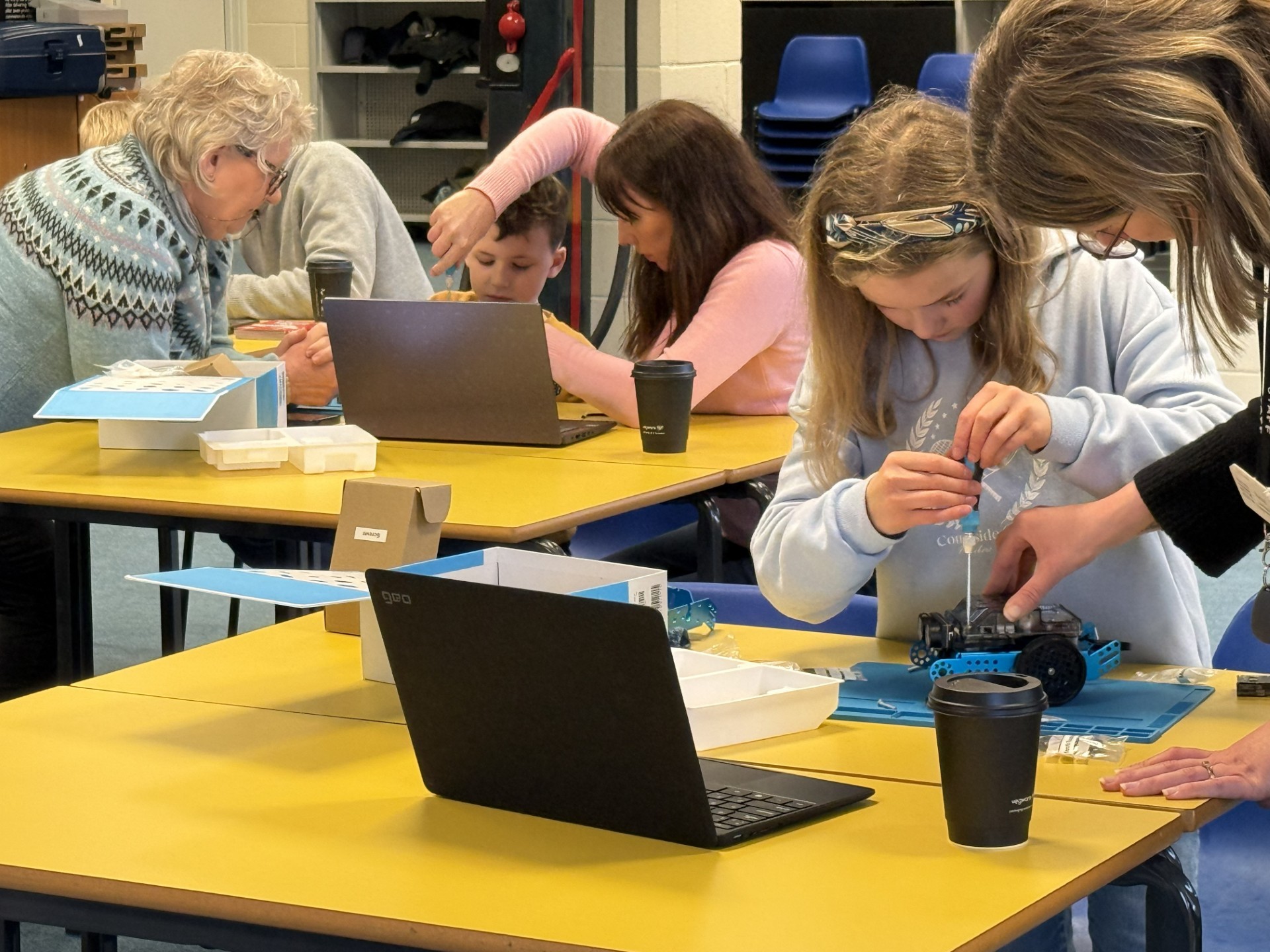 Young Engineers Robot Session