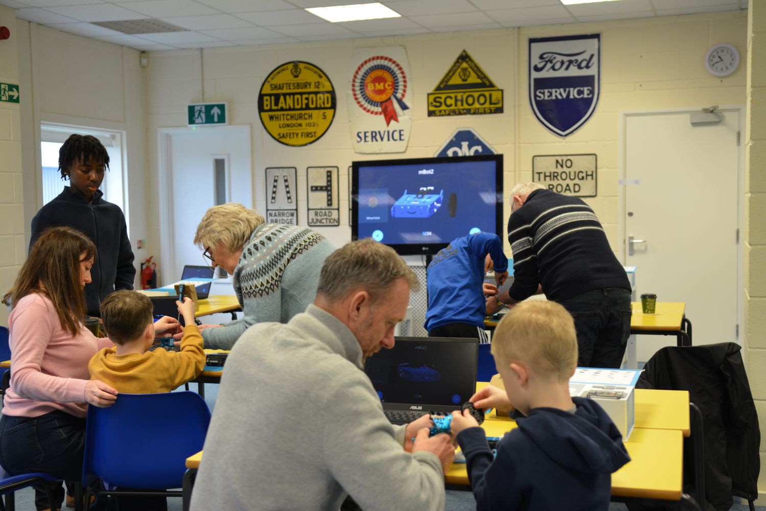 Young Engineers Club Robot 1