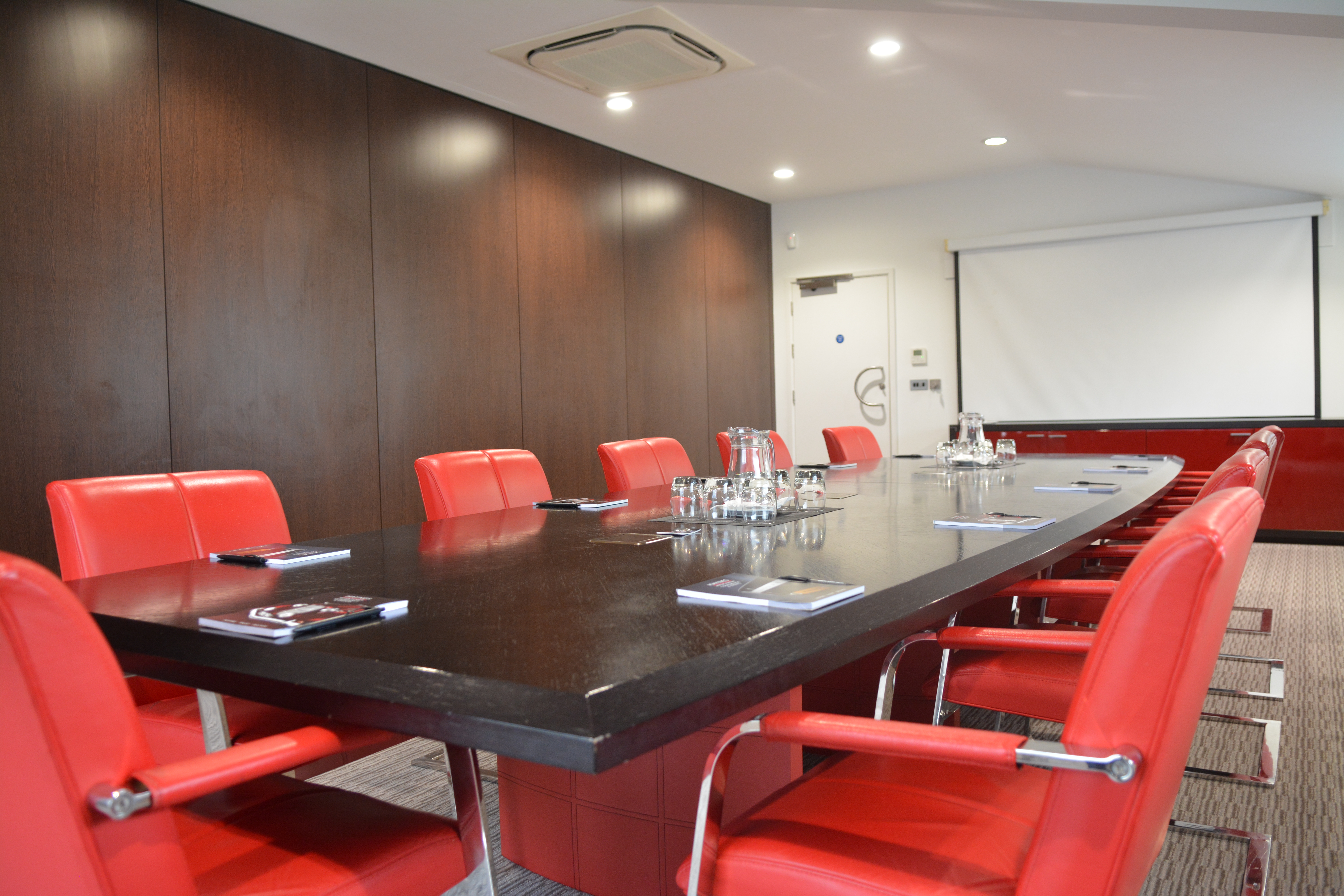 Boardroom At Haynes Motor Museum (1)